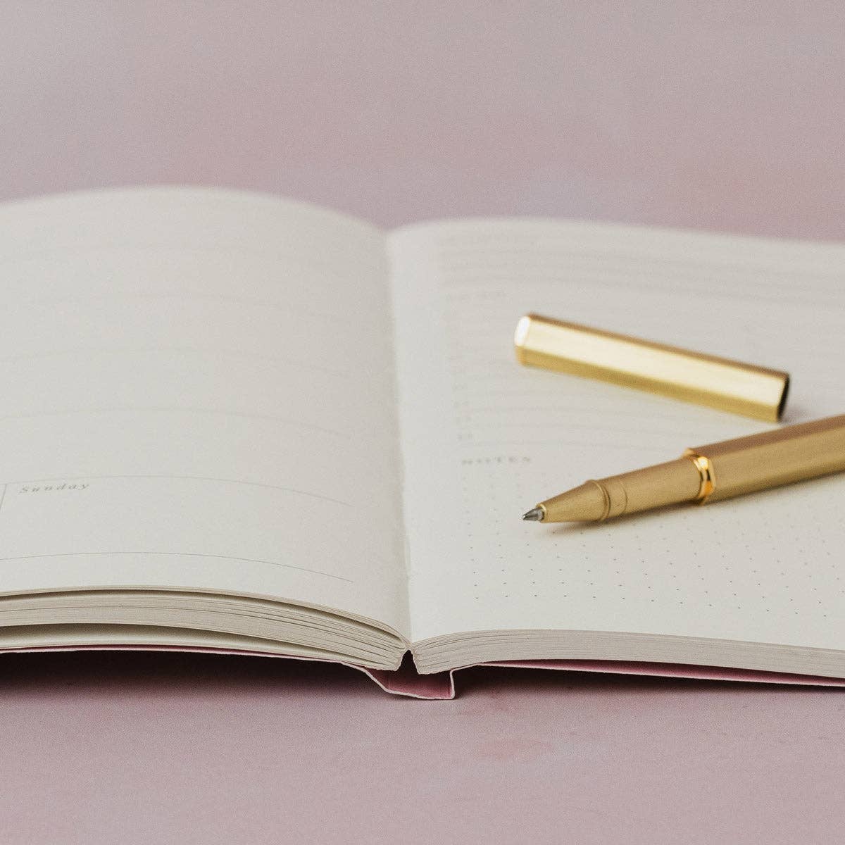 Nurture Botanical Ukeplanlegger | Udatert